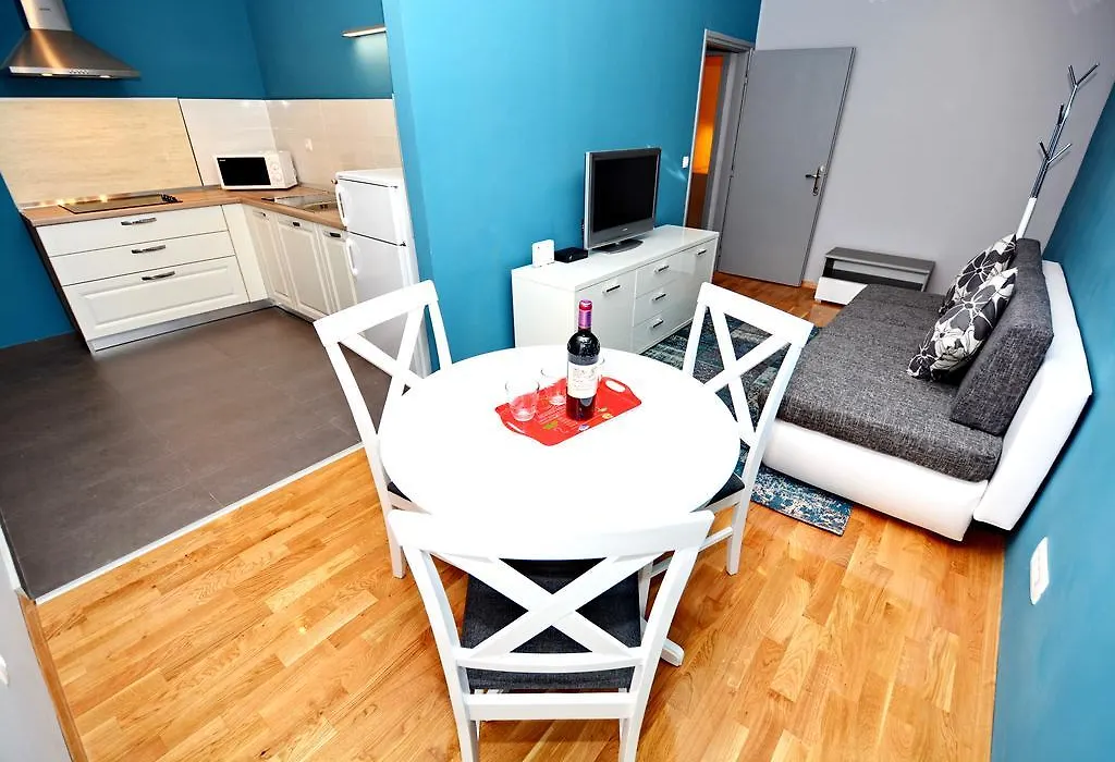 Luxury Rooms Kadena-1